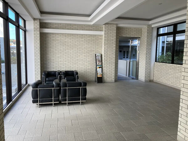【エスリード西宮甲陽園】ロビー 【エスリード西宮甲陽園】ロビー