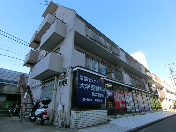 【コーポ菊名】外観