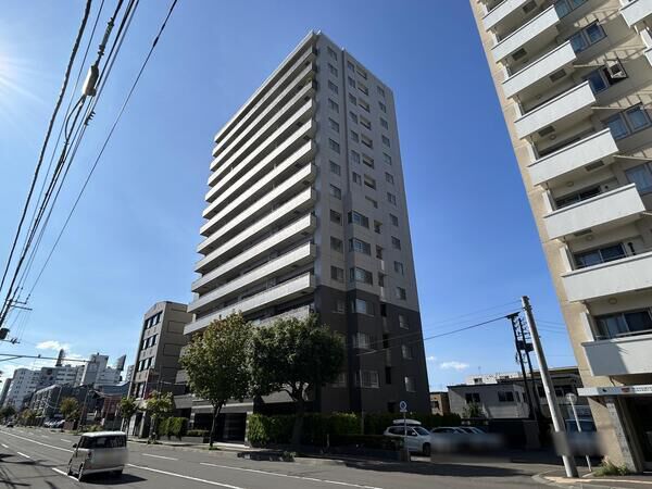 【アルス平岸ステーションフロント】外観1