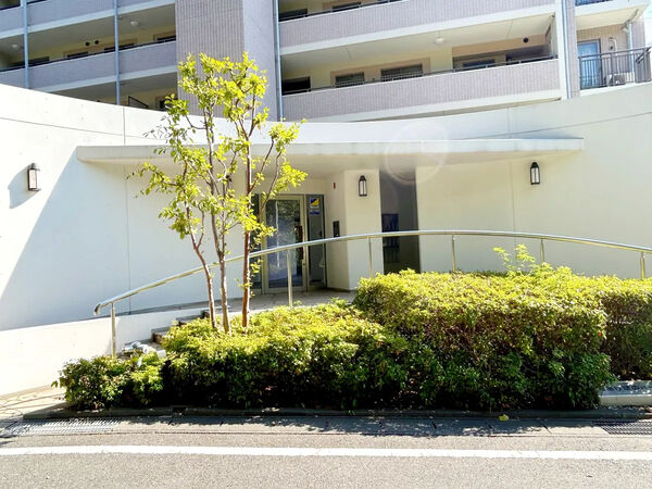 【柏あけぼのパークホームズ】エントランス