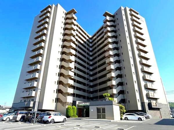 【リビンコートプライム津島】外観2