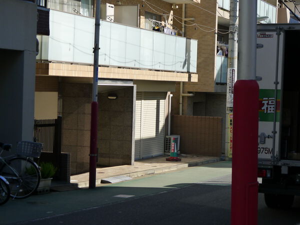 ラ・メルシー旗の台