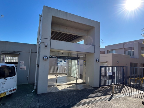 【コスモ井土ヶ谷グランヒルズ】エントランス