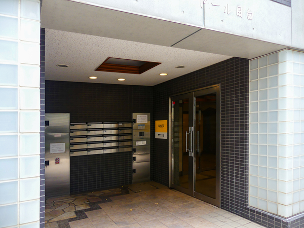 【フィユ・ドール目白】エントランス