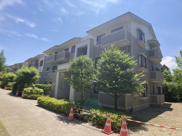 【桂パークハウス西街区五番館】外観写真