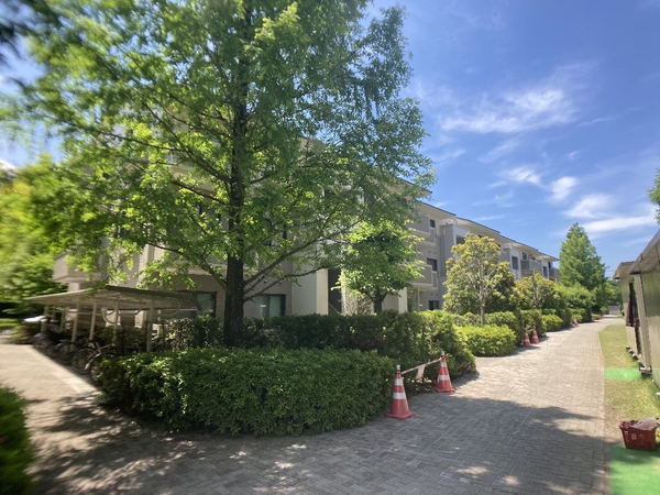 【桂パークハウス西街区五番館】外観写真