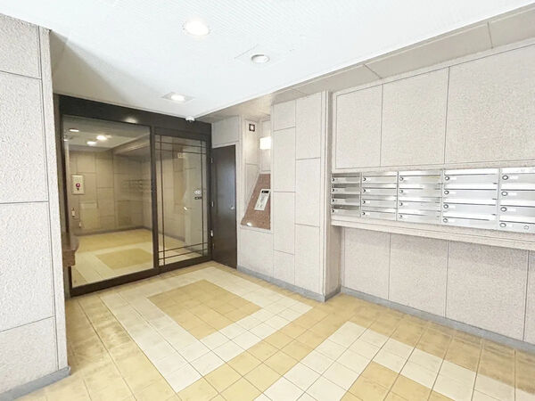 【エンゼルハイム井尻第3】エントランス