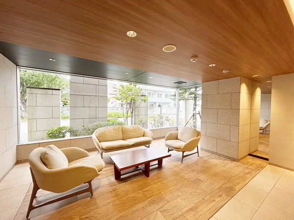 【ミッドマークス円山】エントランス２