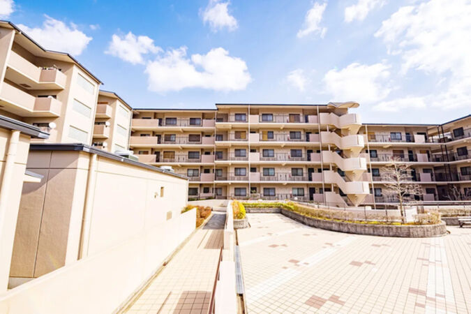 【サンシティ桂坂ロイヤル】外観