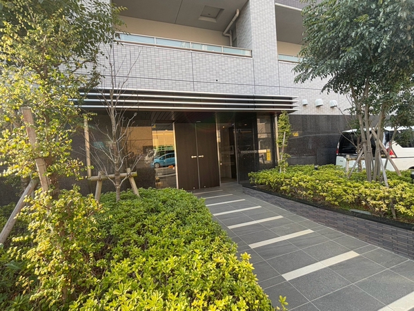【エクセレントシティ八千代台駅前】エントランス