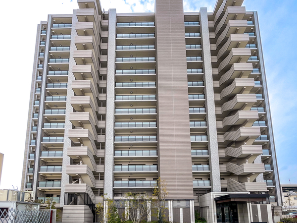 【クレアホームズキセラ川西】外観