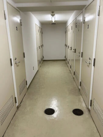 【ローレルコート昭和田面町】共用部分（トランクルーム）