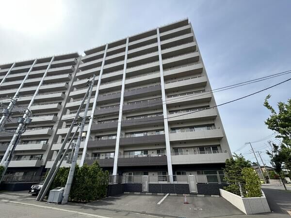 クリーンリバーフィネス福住ガーデンシティ 2枚目 クリーンリバーフィネス福住ガーデンシティ