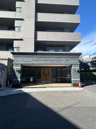 【フローレンス東雲グランドアーク】エントラスト