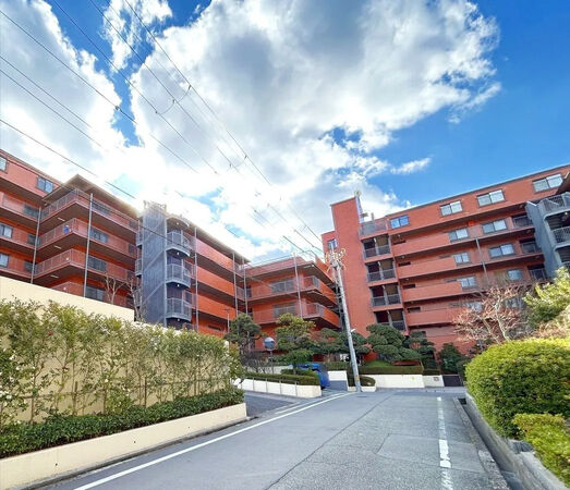 【千里ドオル】外観