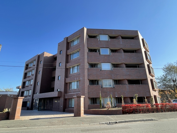 ヴェルビュ宮の森グランヒルズ