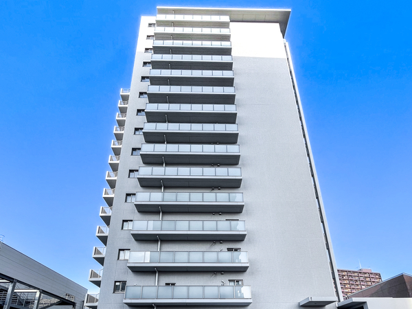 【ローレルコート栂・美木多駅前】外観