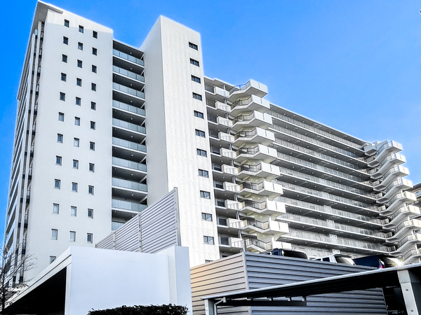 【ローレルコート栂・美木多駅前】外観