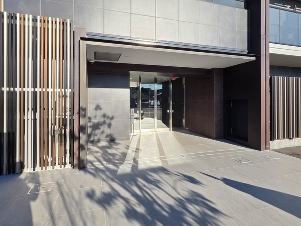 【センチュリー浦和美園】エントランス 【センチュリー浦和美園】エントランス