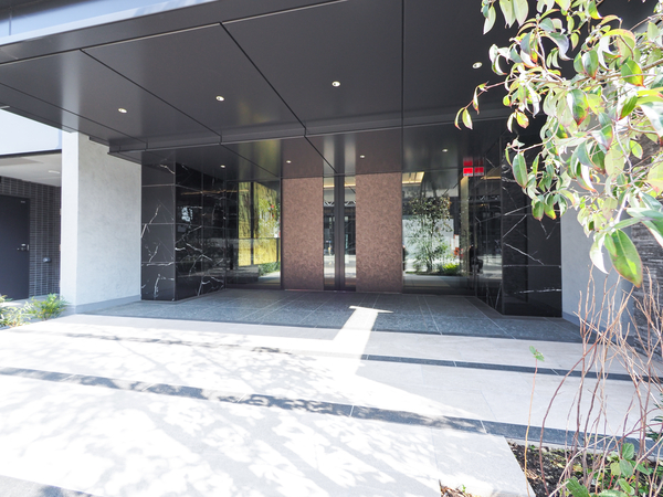 【レーベン三河安城REPRENT】エントランス