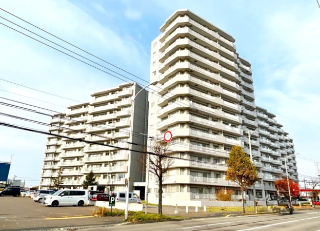 【ロイヤルシャトー新琴似】外観