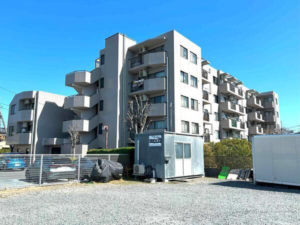 【ファミール聖蹟桜ヶ丘】外観