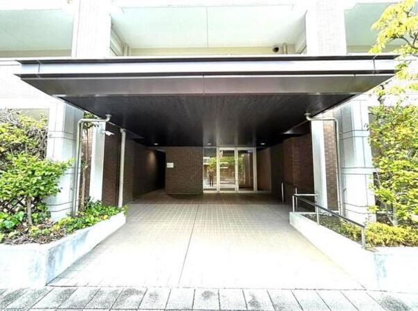 【住吉山手コモンズ】D棟 エントランス1 【住吉山手コモンズ】D棟 エントランス1