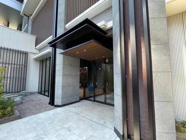 【ブランズタワー所沢】エントランス