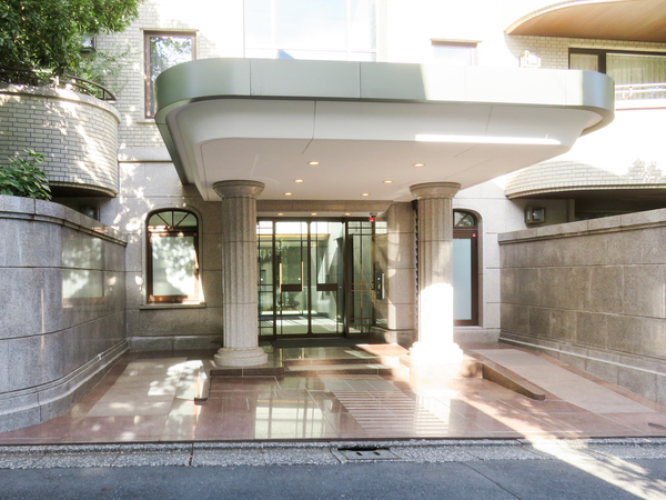 【プラウド上原フォレスト】エントランス