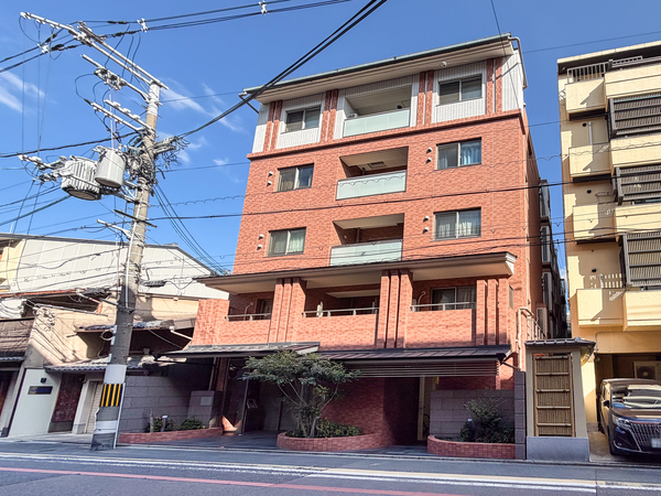 【プリオーレ京都三条高倉】外観