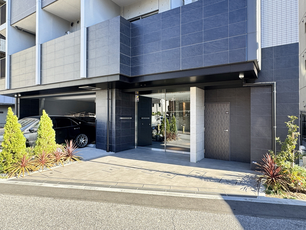 【ステージファースト千葉中央】エントランス 【ステージファースト千葉中央】エントランス