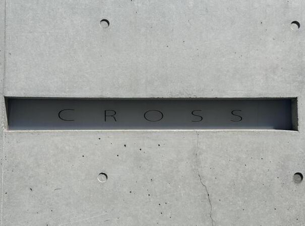 【CROSS】エンブレム