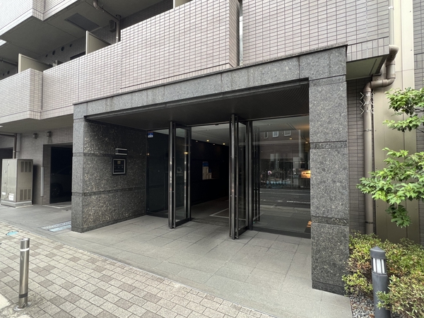 【ルーブル大森八番館】エントランス 【ルーブル大森八番館】エントランス