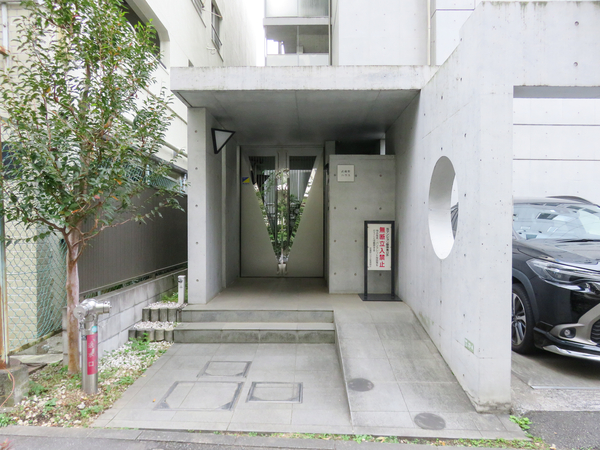 【武蔵野ハウス】エントランス