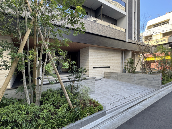 【ザ・パークハウス松戸本町】エントランス 【ザ・パークハウス松戸本町】エントランス