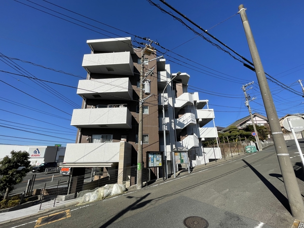【VERIDIQUEヨコハマ】外観