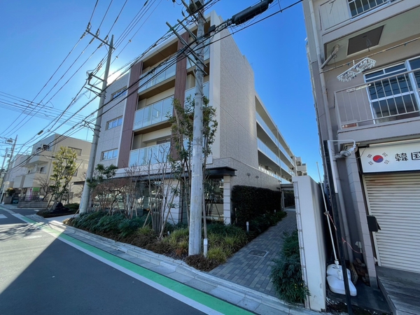 【ライオンズみずほ台サーパスレジデンス】外観