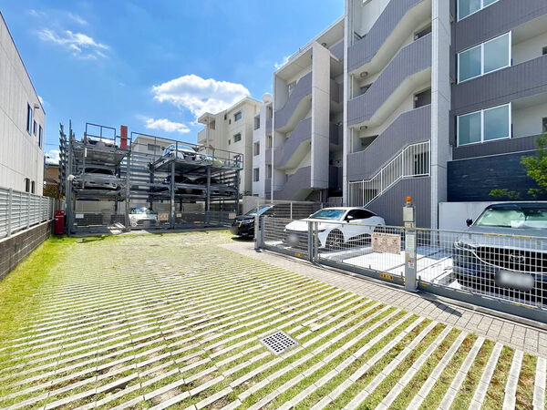 【ユニーブル一社パークアベニュー】駐車場 【ユニーブル一社パークアベニュー】駐車場