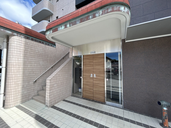 【カルム宮島口】エントランス