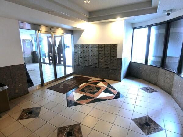 【ダイアパレスグランデージ板橋】エントランス 【ダイアパレスグランデージ板橋】エントランス