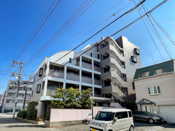 【岡本ローズガーデン】外観