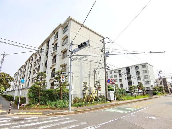 【サンコーポ検見川】Ｃ棟　外観