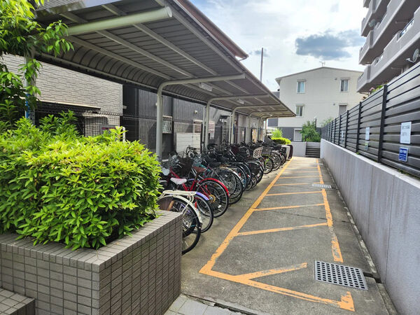【グラン・コート印場駅前通り】駐輪場