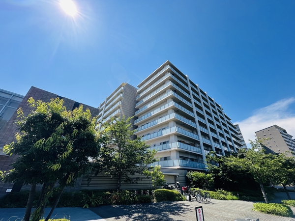【ライオンズ南千里佐竹台グランハート】外観