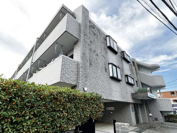 【グレイティアコート柿生】外観