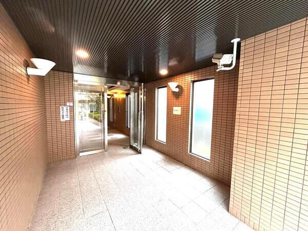 【クラウンハイム四天王寺】エントラン2