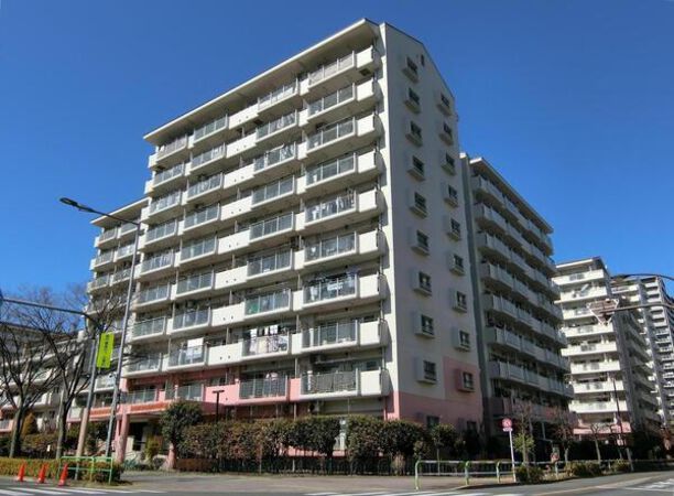 【けやき通り北八番館】外観