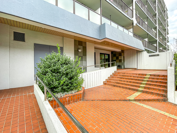 【ニューライフマンション東糀谷】エントランス 【ニューライフマンション東糀谷】エントランス