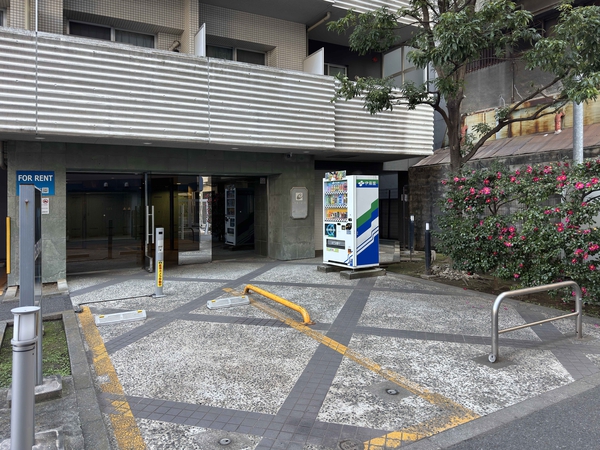 【シンシア三田慶大前】エントランス