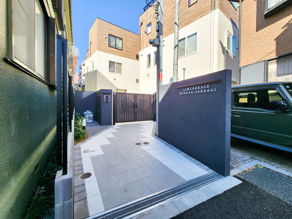 【リムテラス文京千駄木】エントランス 【リムテラス文京千駄木】エントランス